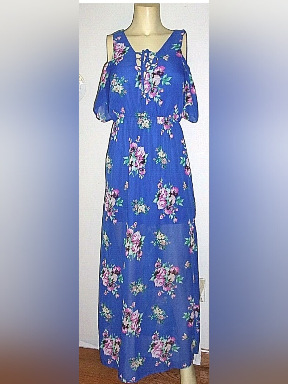 One Clothing  Los Angeles Women's Size S Blue Floral Open Shoulder Long  Dress